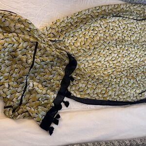 Beautiful Ann Taylor Dark navy and Yellow Patterned Scarf